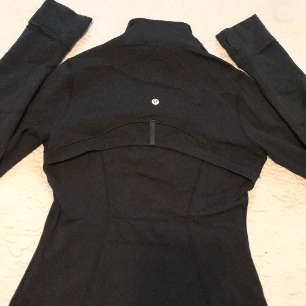 Lululemon black jacket
